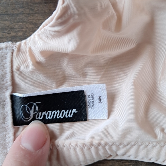 Paramour Women Size 34H T-Shirt Bra Lissa Embroidered Strap Detail Cream - Picture 7 of 8